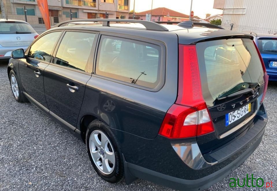 2009' Volvo V70 photo #4