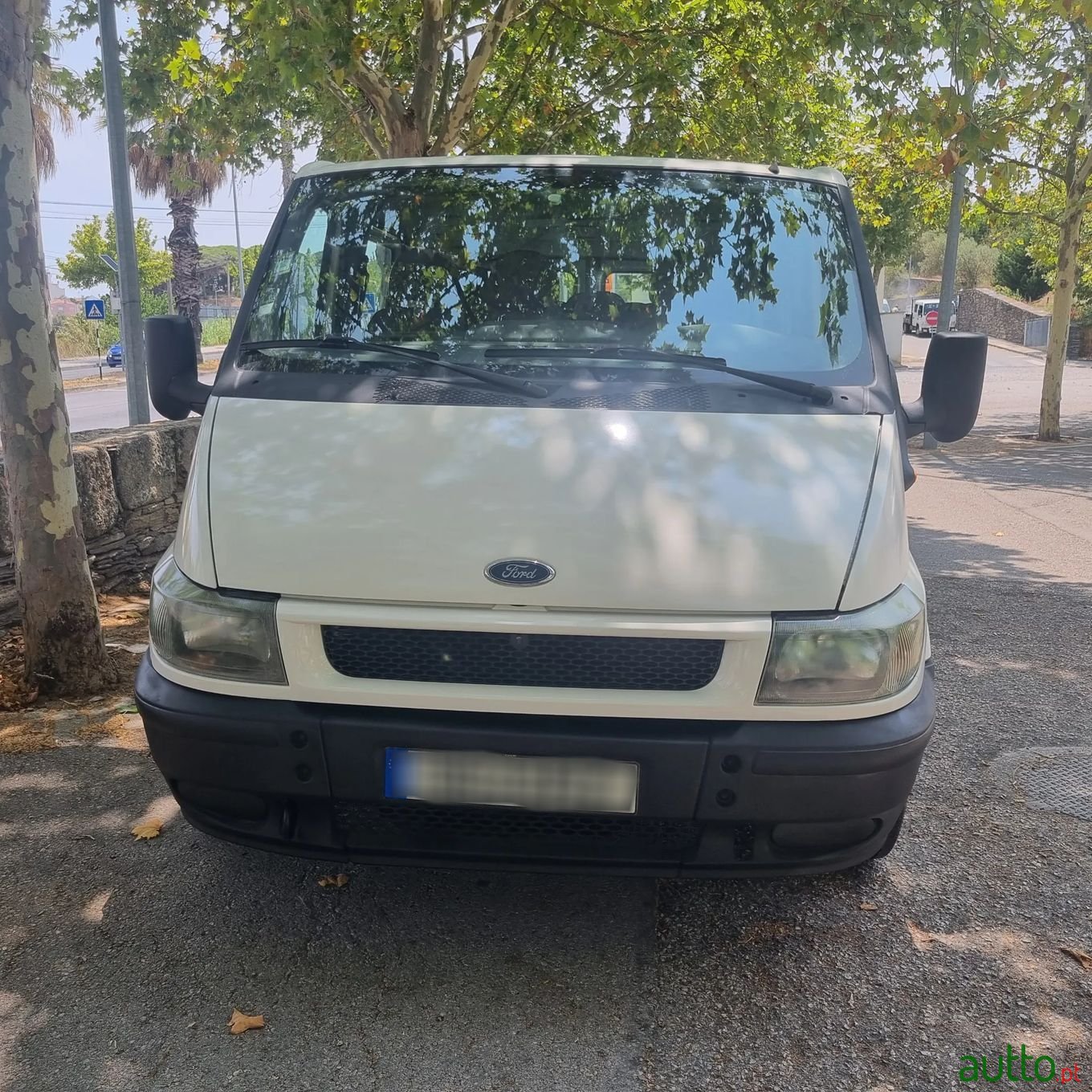 2001' Ford Transit photo #1