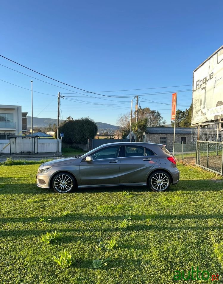 2014' Mercedes-Benz Classe A photo #2