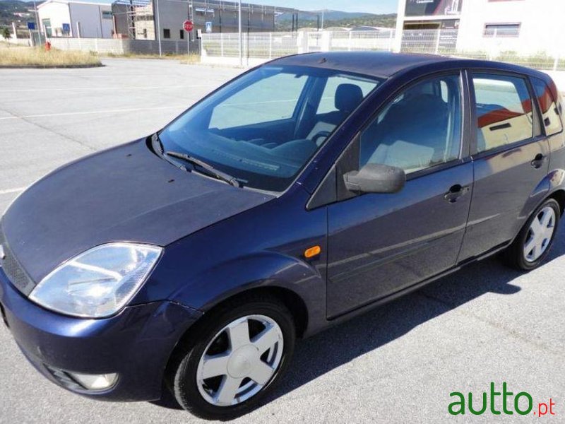 2002' Ford Fiesta 1.4 Tdci Trend photo #2