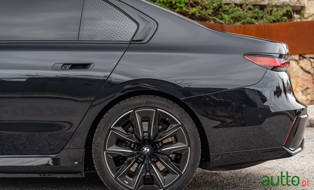 2024' BMW Série I photo #5