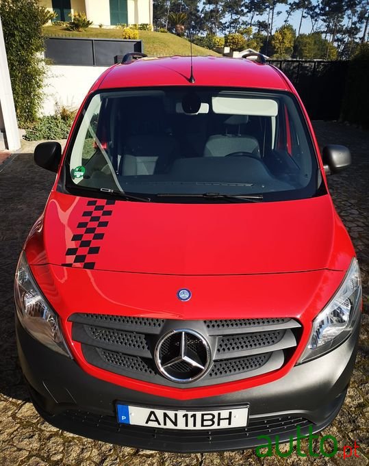 2014' Mercedes-Benz Citan photo #2
