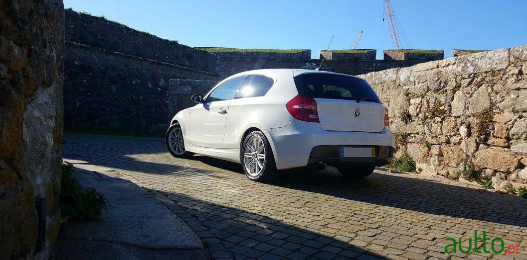 2009' BMW 123 Pack-M photo #2