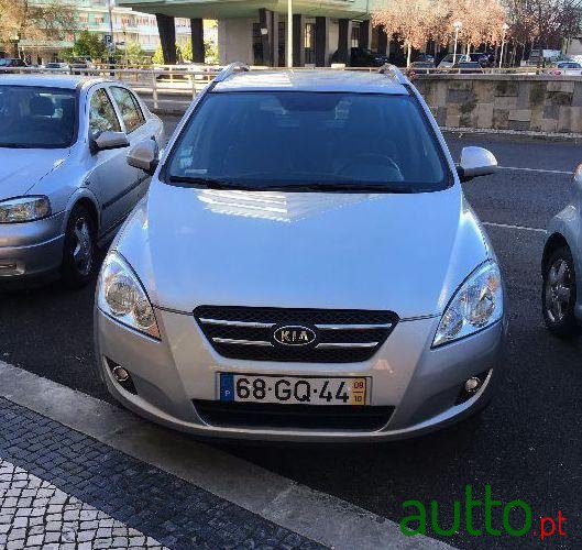 2008' Kia Ceed Sw photo #1