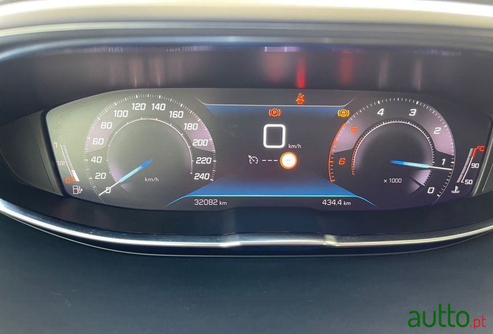 2021' Peugeot 3008 photo #5