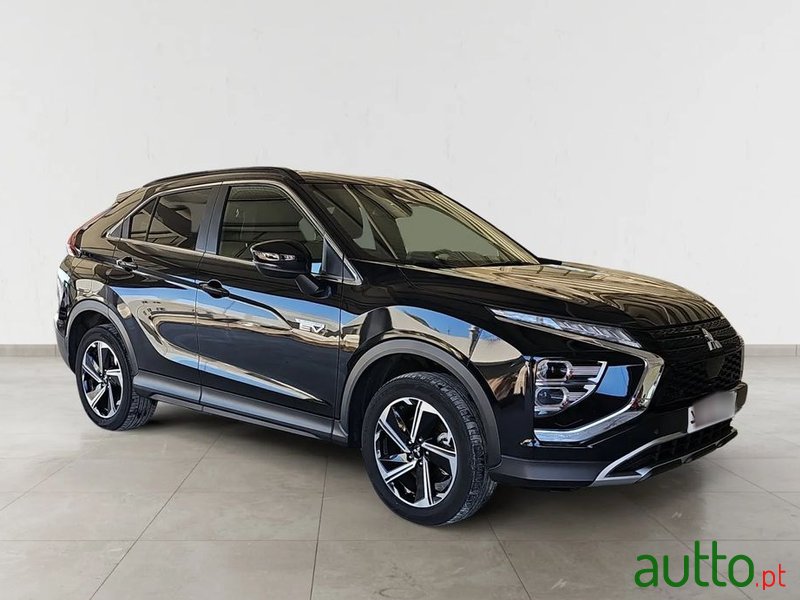 2022' Mitsubishi Eclipse Cross 2.4 Phev Estyle photo #3