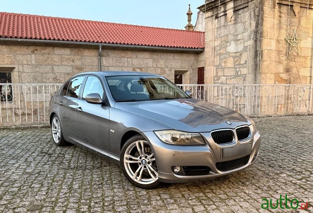 2009' BMW Série 3 D photo #3