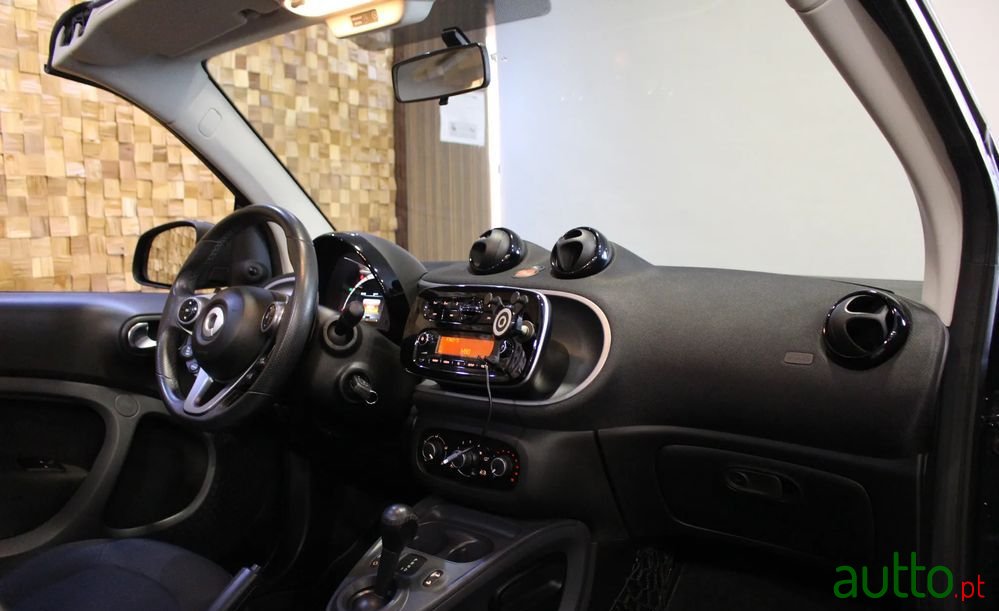 2016' Smart Fortwo 1.0 71 Aut. photo #5