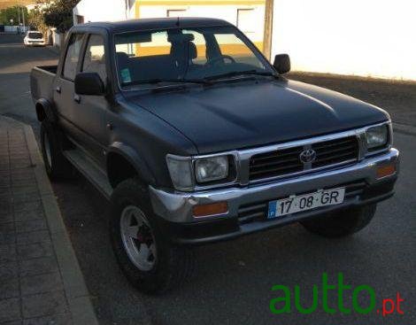 1996' Toyota Hilux 4X4 photo #1