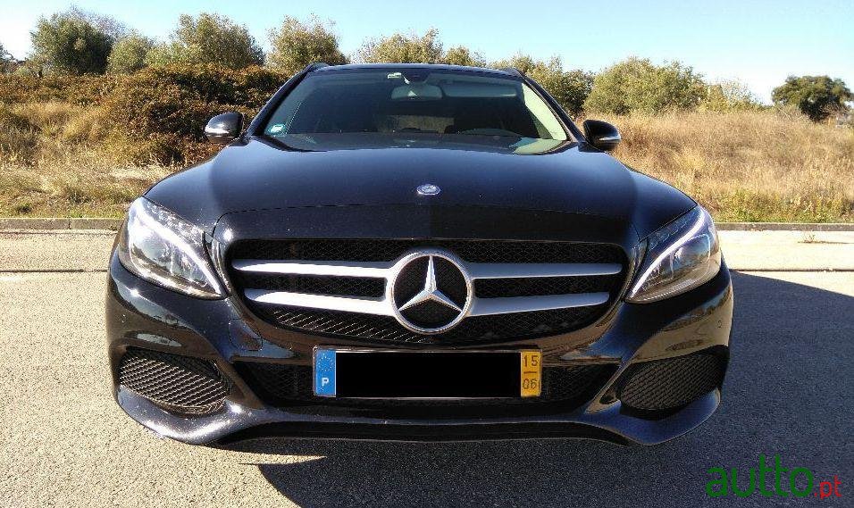 2015' Mercedes-Benz C-200 photo #3