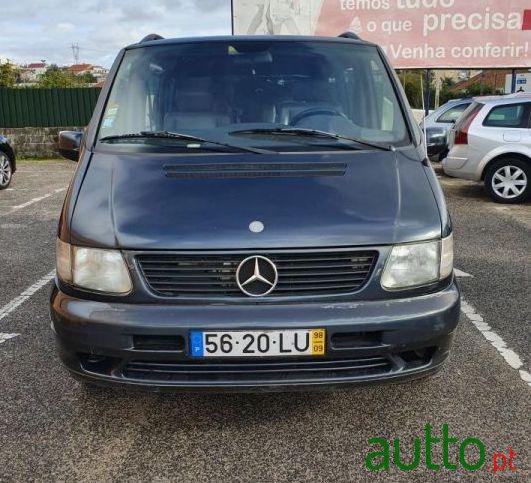 1998' Mercedes-Benz V-230 photo #2