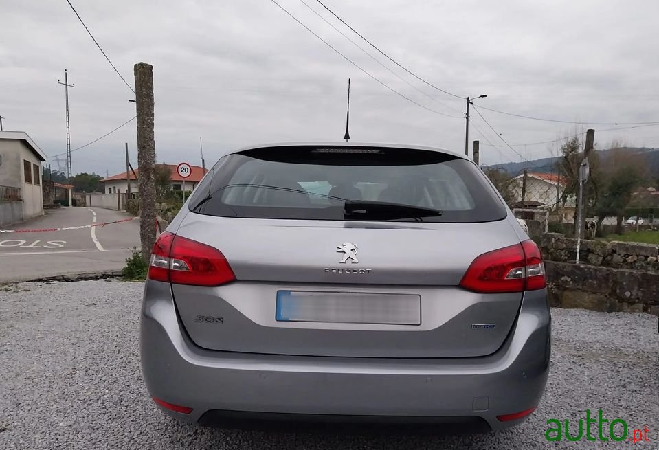 2016' Peugeot 308 Sw photo #5