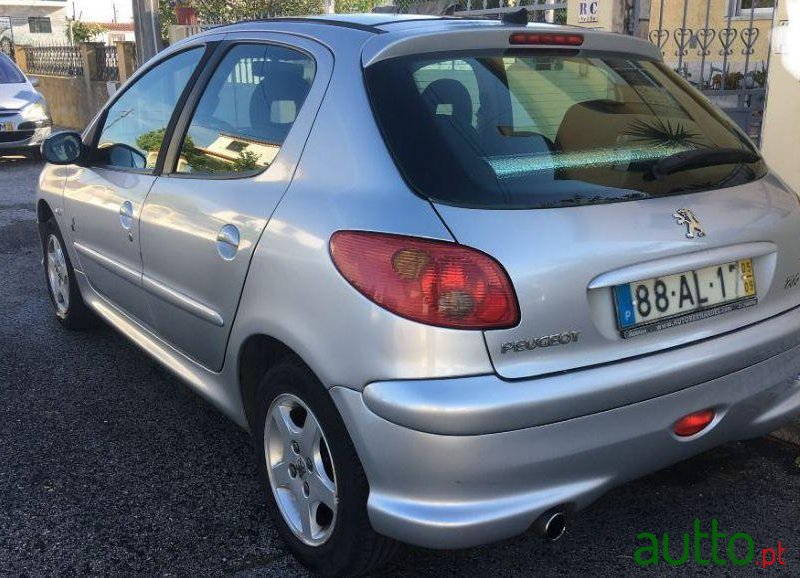 2005' Peugeot 206 Black & Silver photo #3