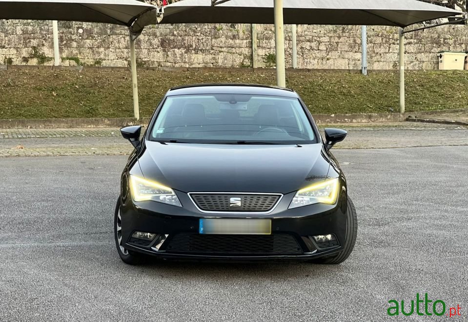 2014' SEAT Leon photo #2