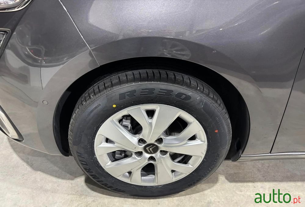 2019' Citroen Grand C4 SpaceTourer photo #5