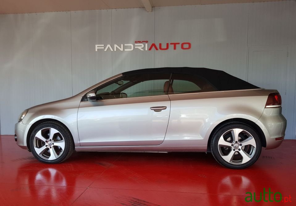 2012' Volkswagen Golf photo #1