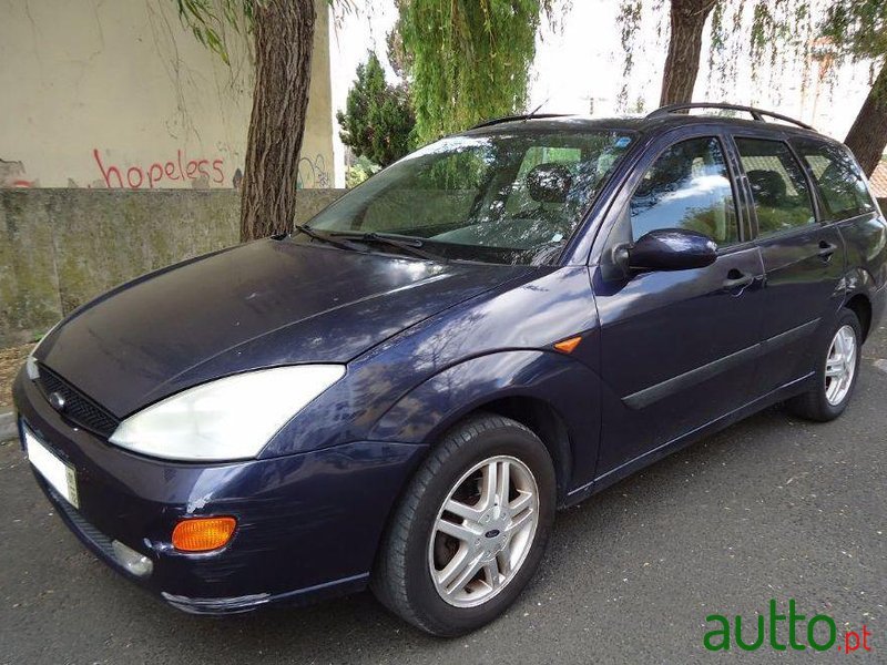 2001' Ford Focus Sw 1.6I Ac photo #2