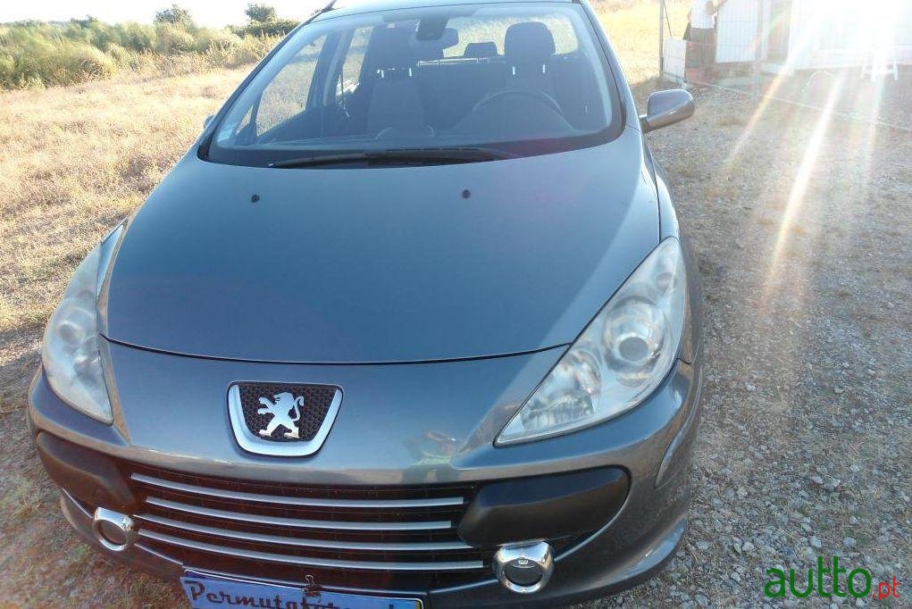 2007' Peugeot 307 SW Break 1.6 HDi Executive photo #2