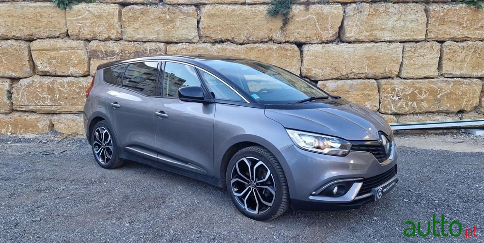 2019' Renault Grand Scenic photo #4