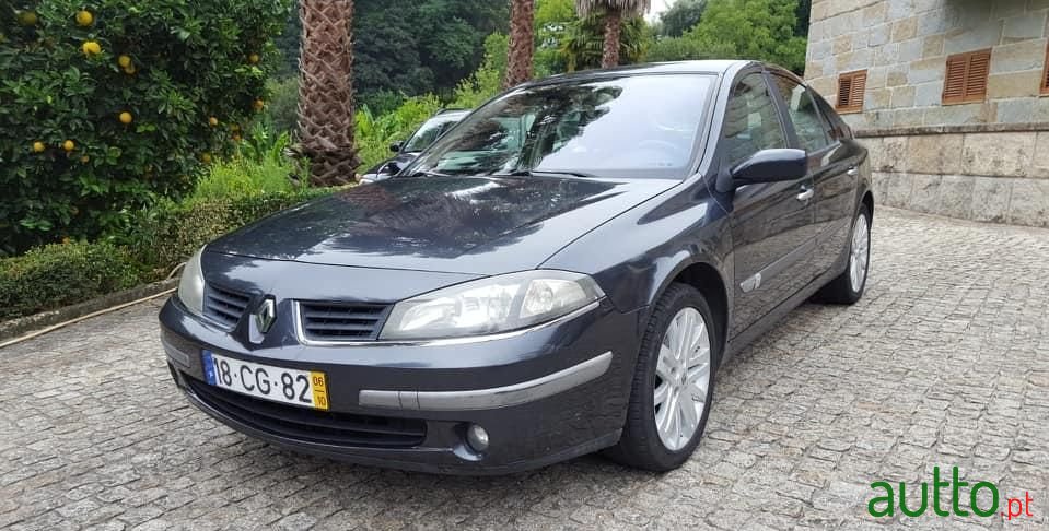 2006' Renault Laguna photo #2