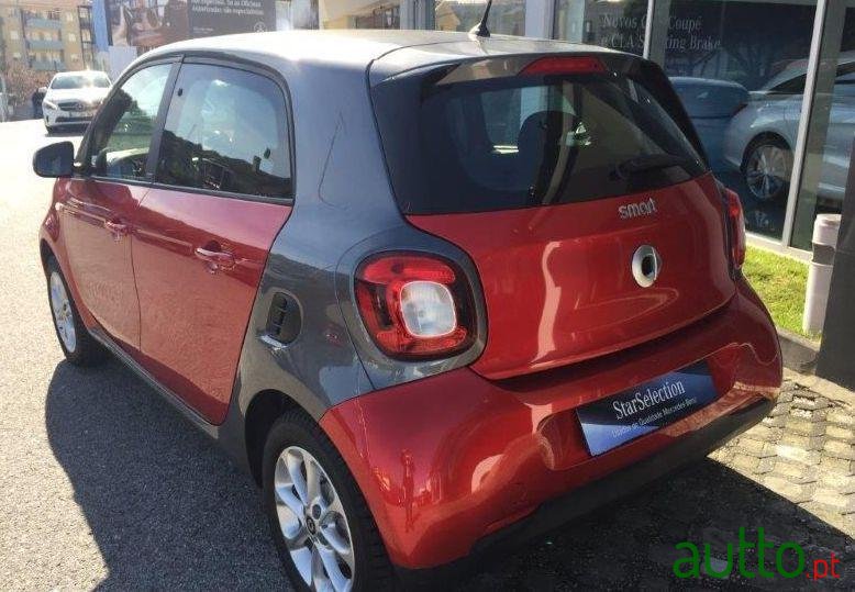 2016' Smart Forfour 71 Cv Cx. Auto photo #1