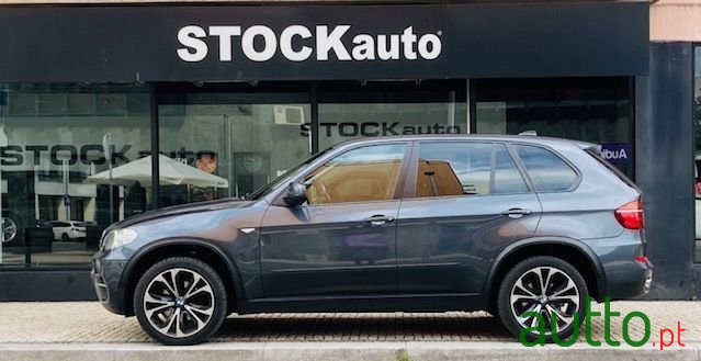 2012' BMW X5 photo #1