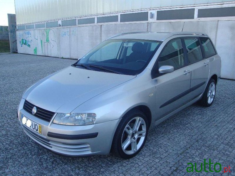 2003' Fiat Stilo-Multiwagon Sport photo #2