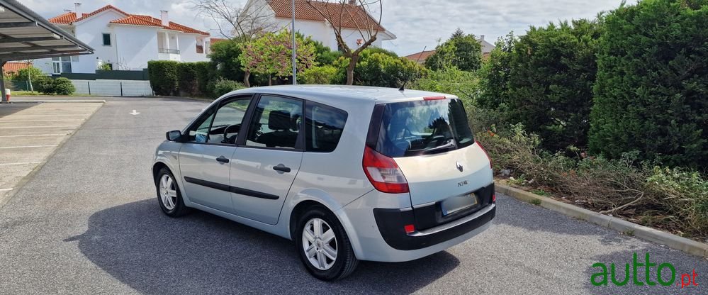 2004' Renault Grand Scenic photo #3