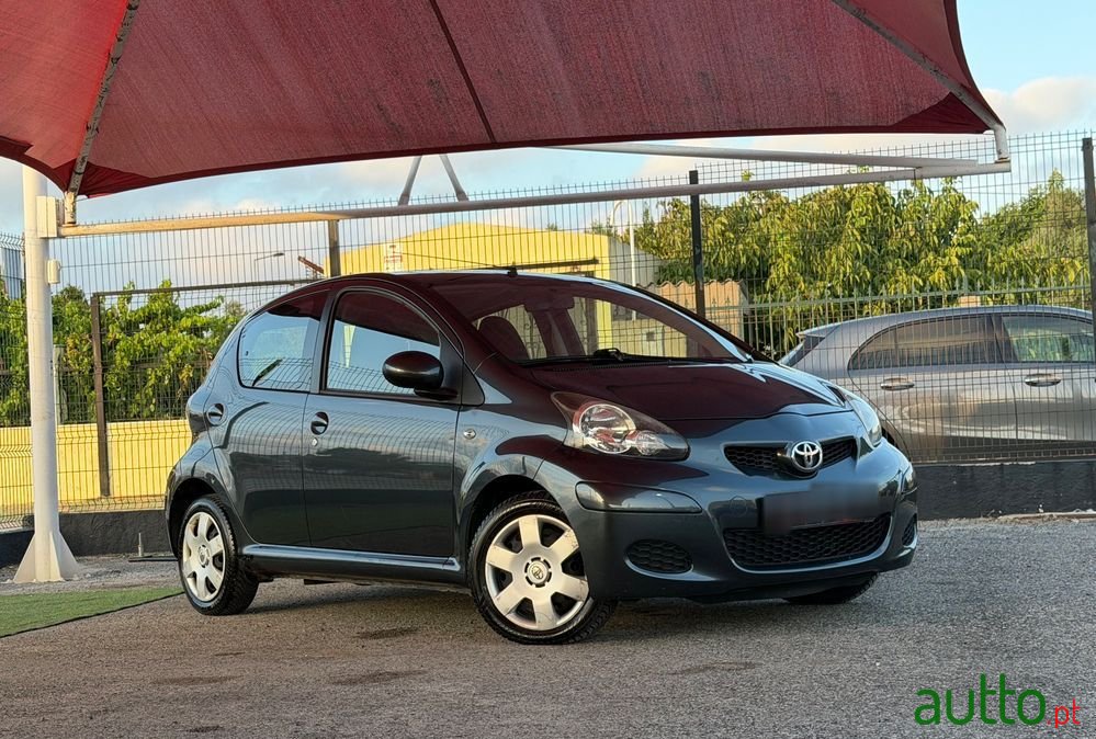 2009' Toyota Aygo Cool photo #3