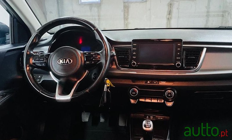 2018' Kia Rio 1.4 Crdi Tx photo #4