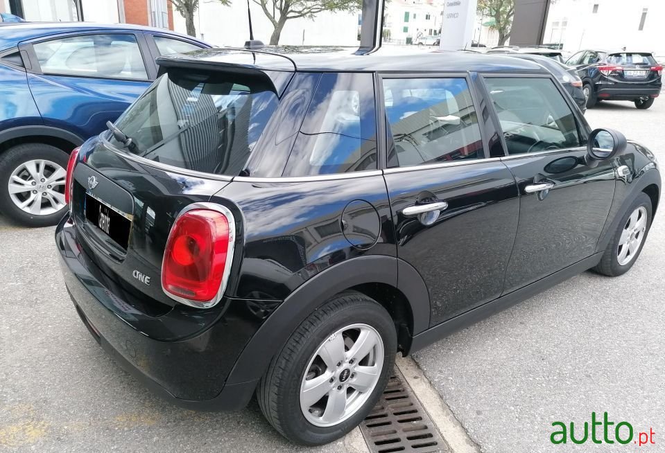 2016' MINI One photo #4