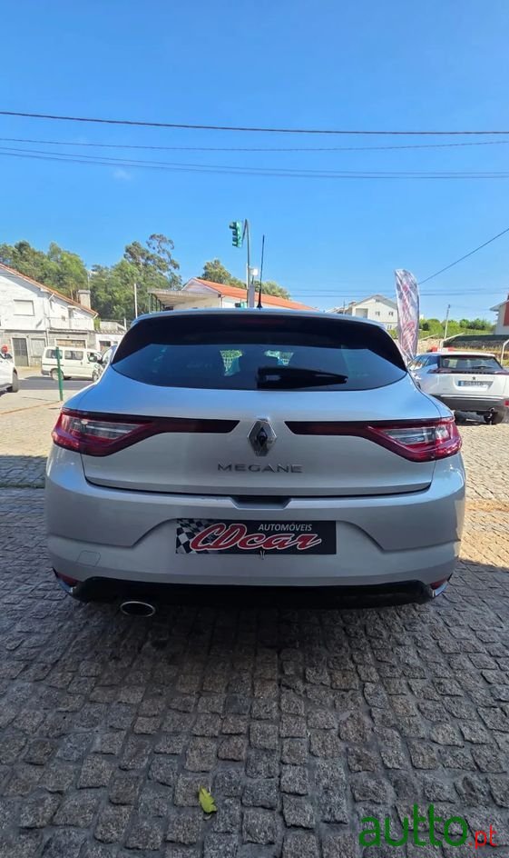 2019' Renault Megane Sport Tourer photo #5