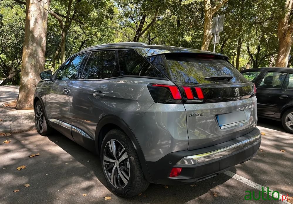 2017' Peugeot 3008 photo #3