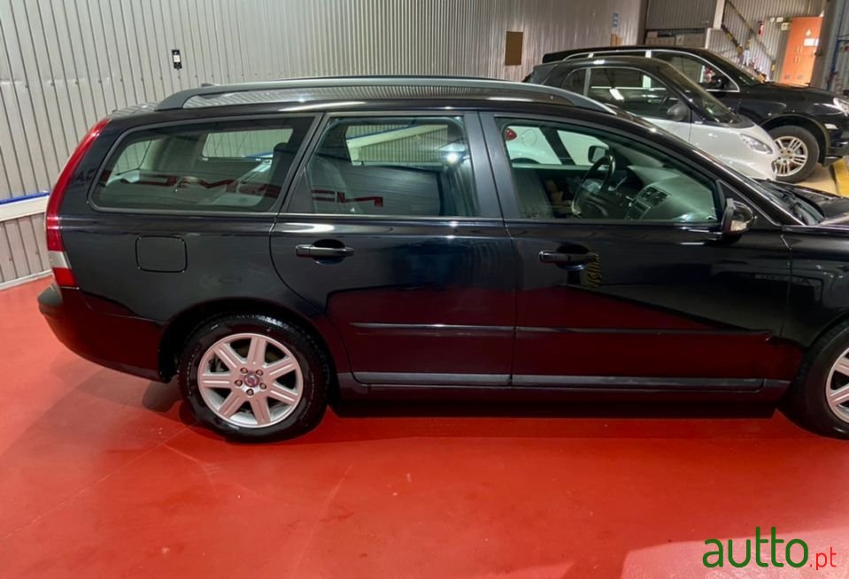 2006' Volvo V50 photo #5