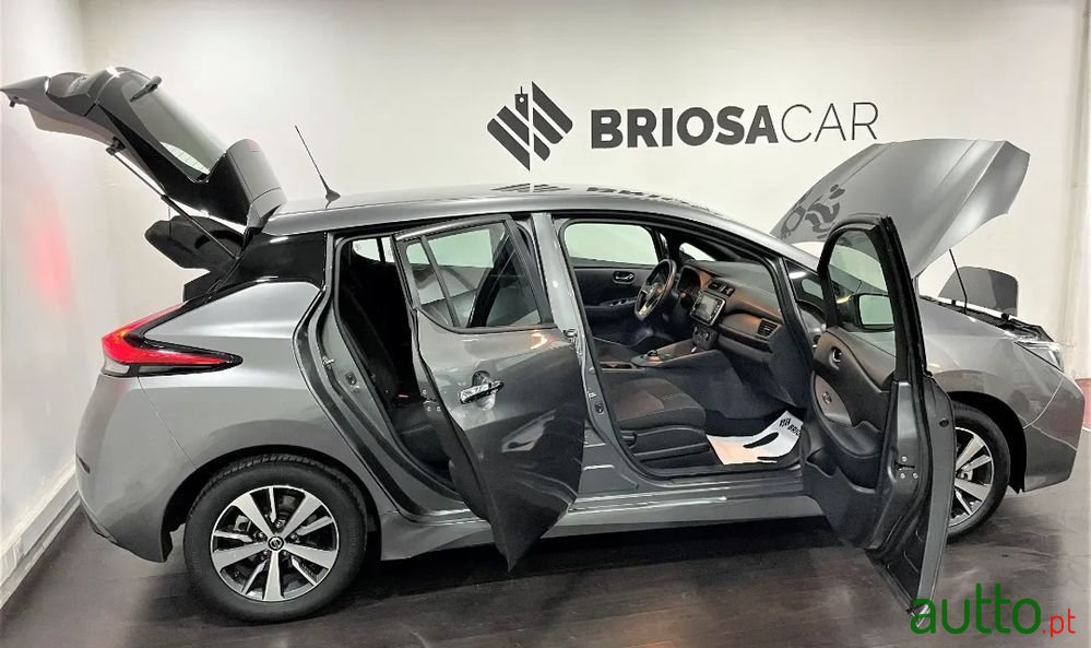 2022' Nissan Leaf Acenta photo #5