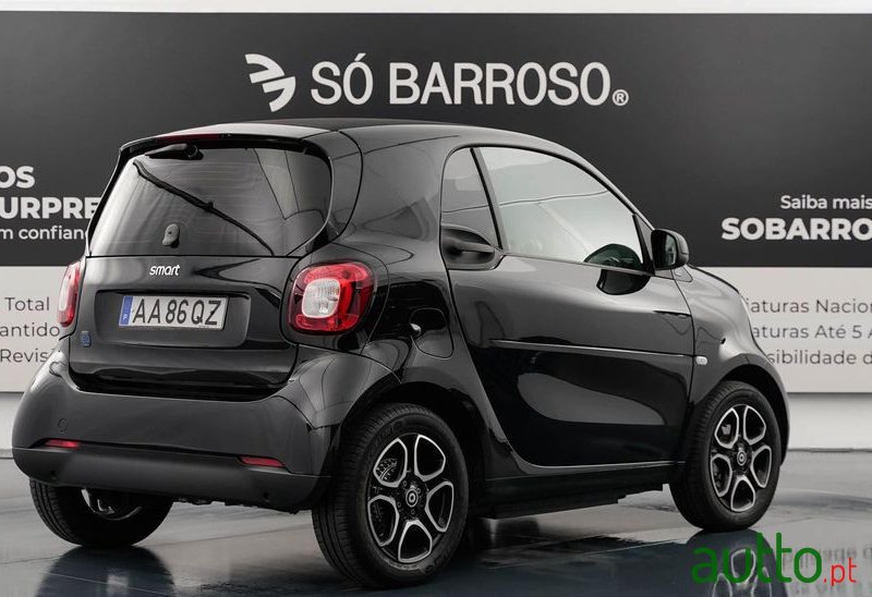 2020' Smart Fortwo photo #6