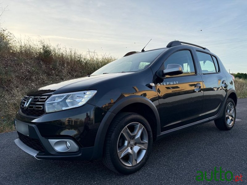 2018' Dacia Sandero Stepway photo #3