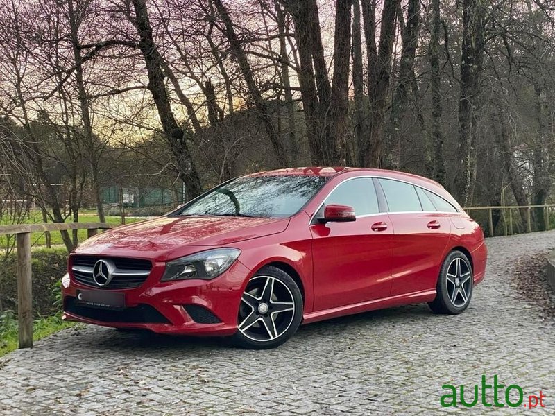 2015' Mercedes-Benz Classe Cla photo #3