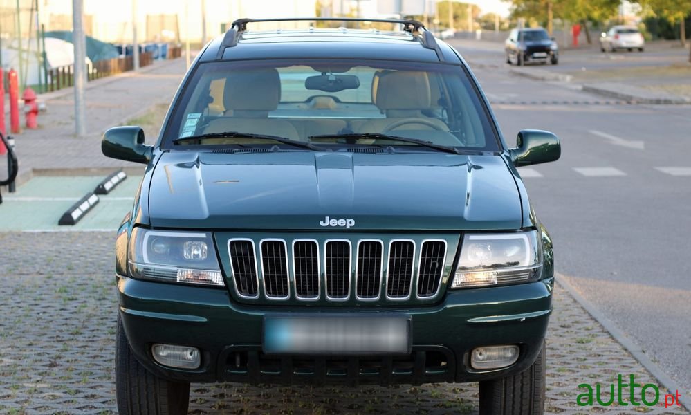 2000' Jeep Grand Cherokee photo #3