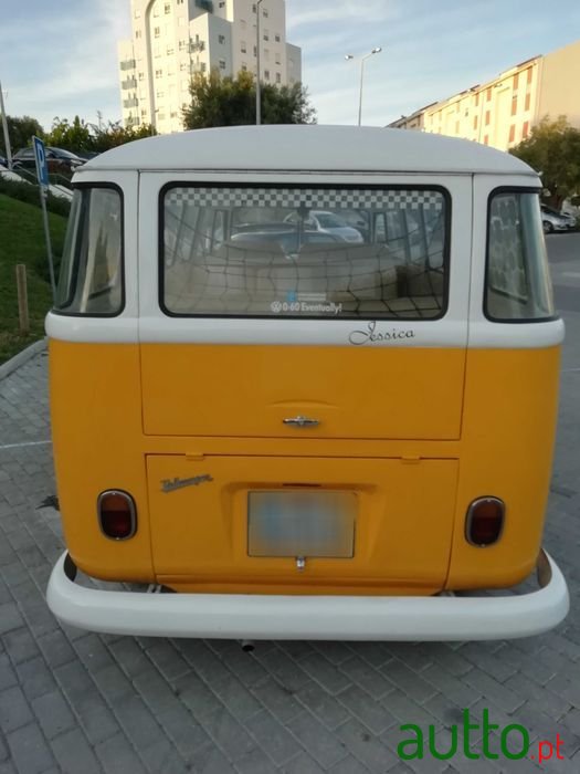 1970' Volkswagen Kombi photo #7