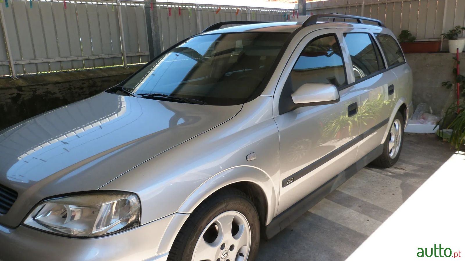 2000' Opel Astra Caravan photo #1