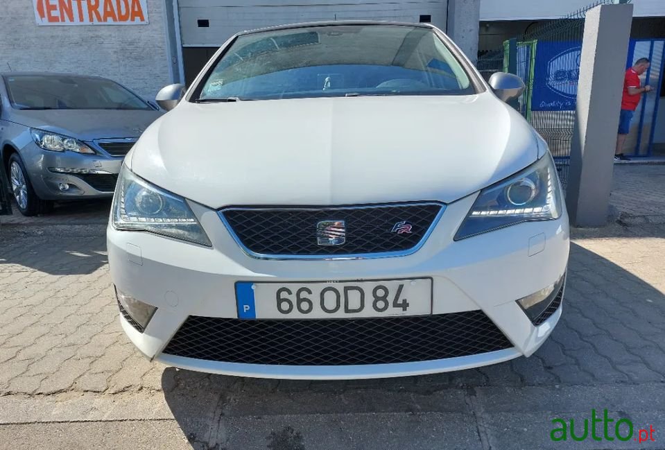 2013' SEAT Ibiza Ver-Sc-1-2-Tsi-Fr photo #2