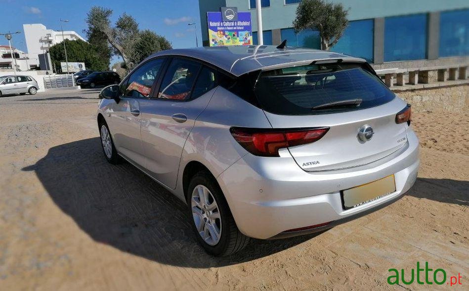 2017' Opel Astra Ecoflex photo #3