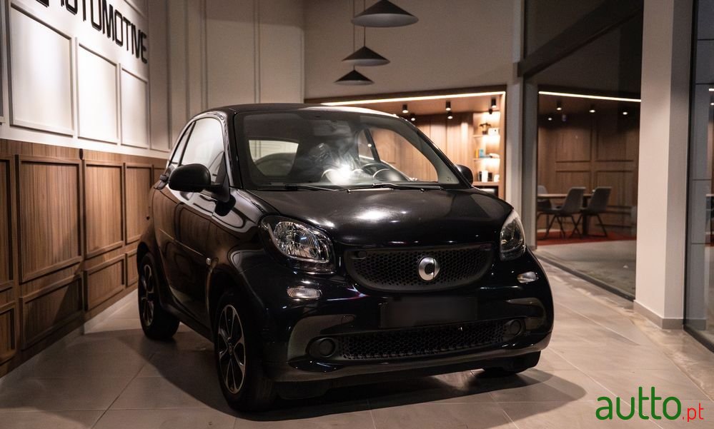 2015' Smart Fortwo Passion photo #3
