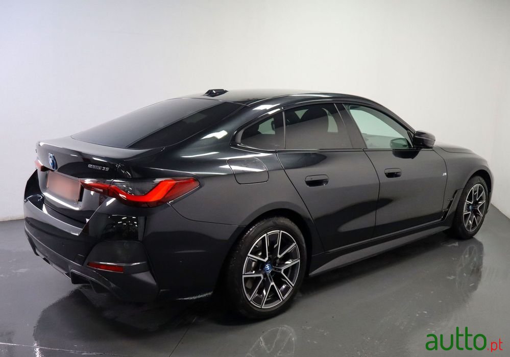 2023' BMW Série I photo #3