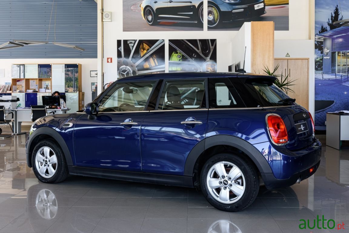 2017' MINI One photo #2