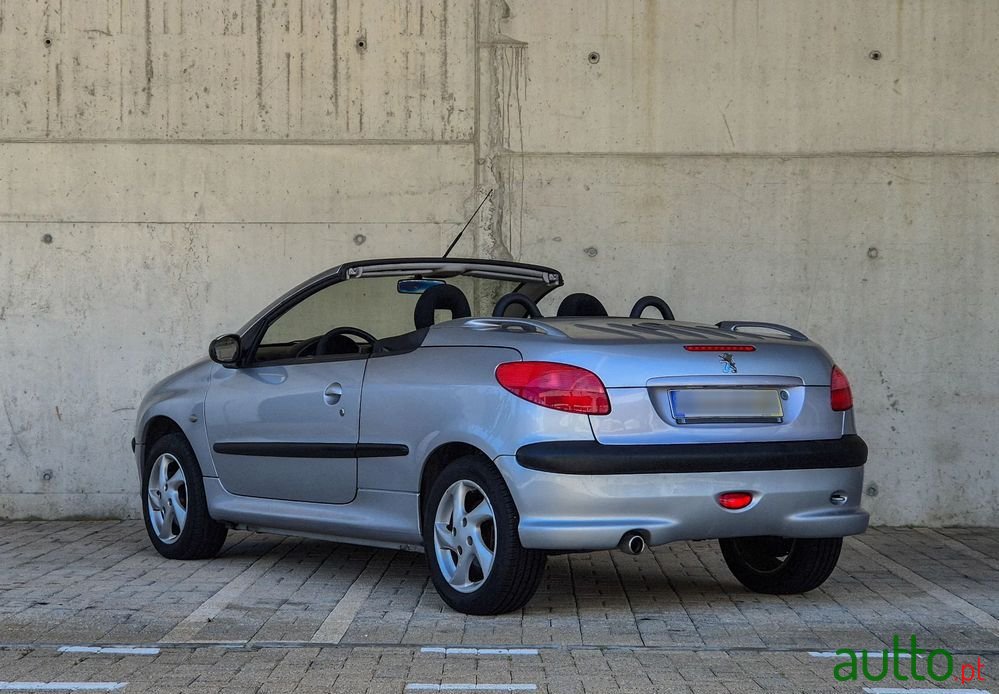 2001' Peugeot 206 1.6 photo #4
