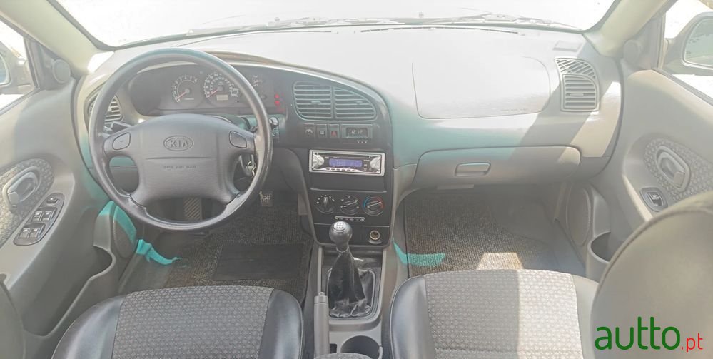 2002' Kia Shuma 1.5 Ls photo #6
