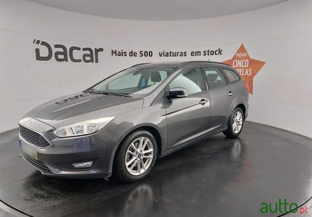 2017' Ford Focus Sw photo #2