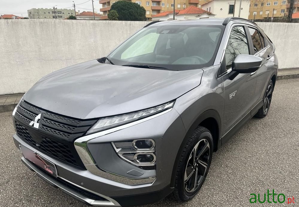 2022' Mitsubishi Eclipse Cross photo #4